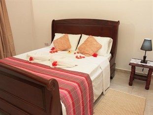 โคโค่ บลองเช่ วิลลาส Apartment อองซ์รอแยล ภายนอก รูปภาพ